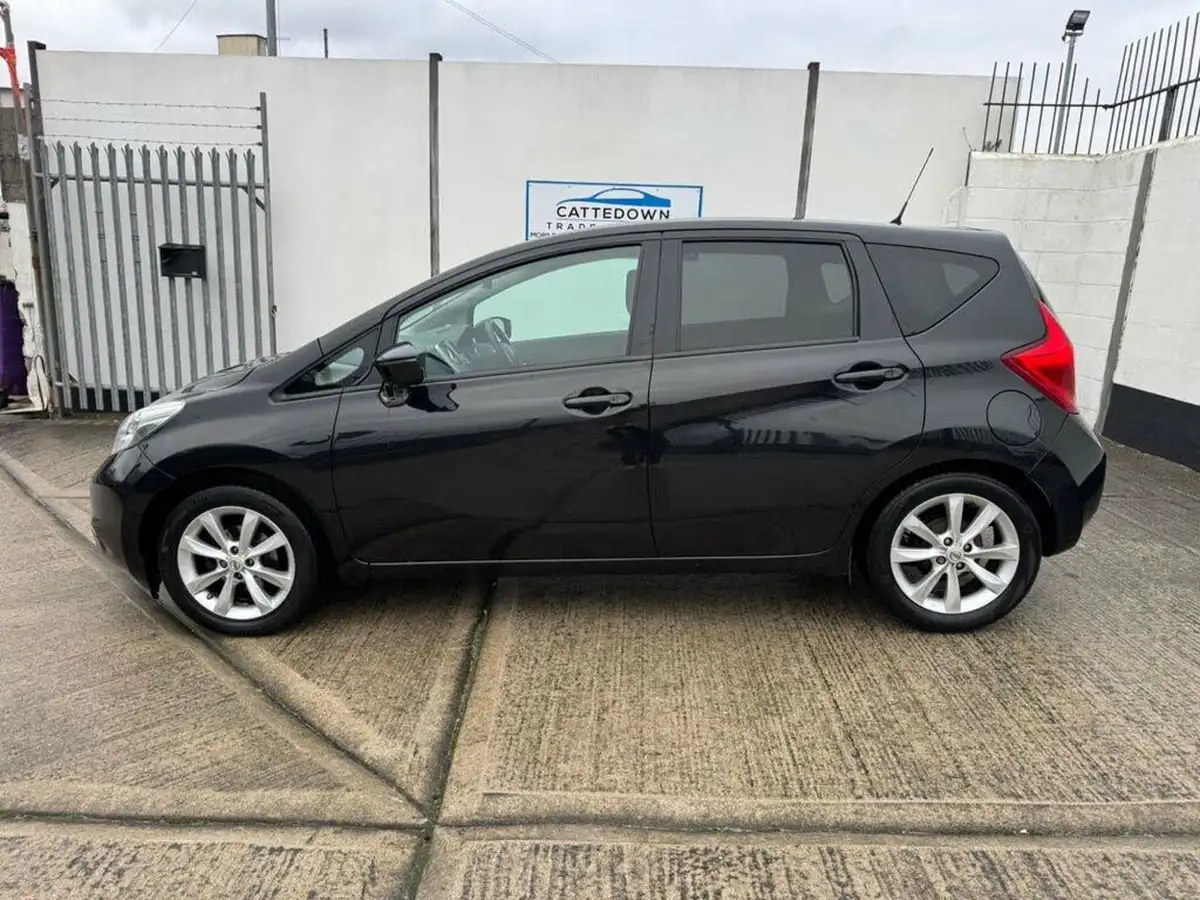2014-nissan-note-15dci-tekna-big-2