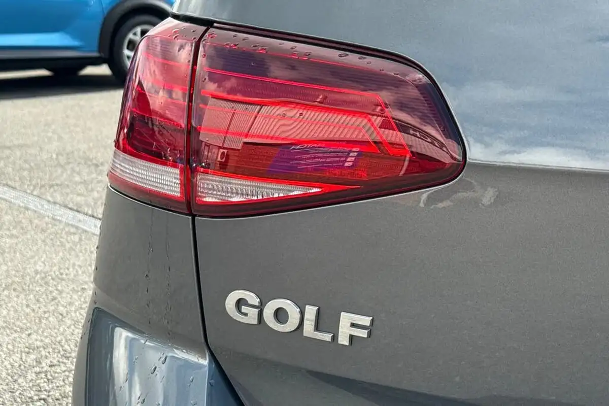 2019-volkswagen-golf-15-tsi-match-edition-150ps-hatchback-big-27