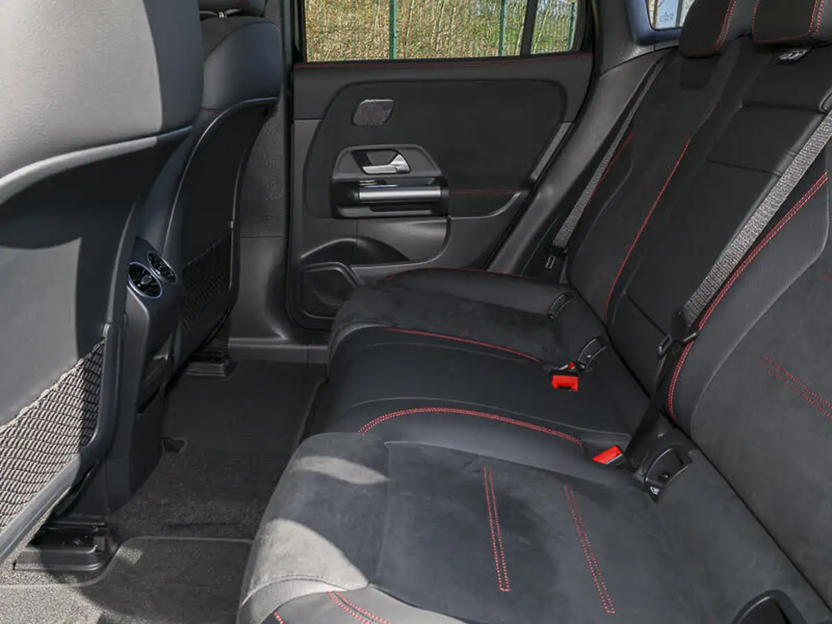 2024-mercedes-benz-eqa-e-eqa-250-amg-line-premium-big-5
