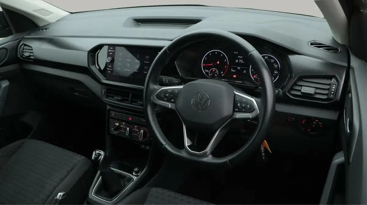 2021-volkswagen-t-cross-10-tsi-se-95ps-big-9