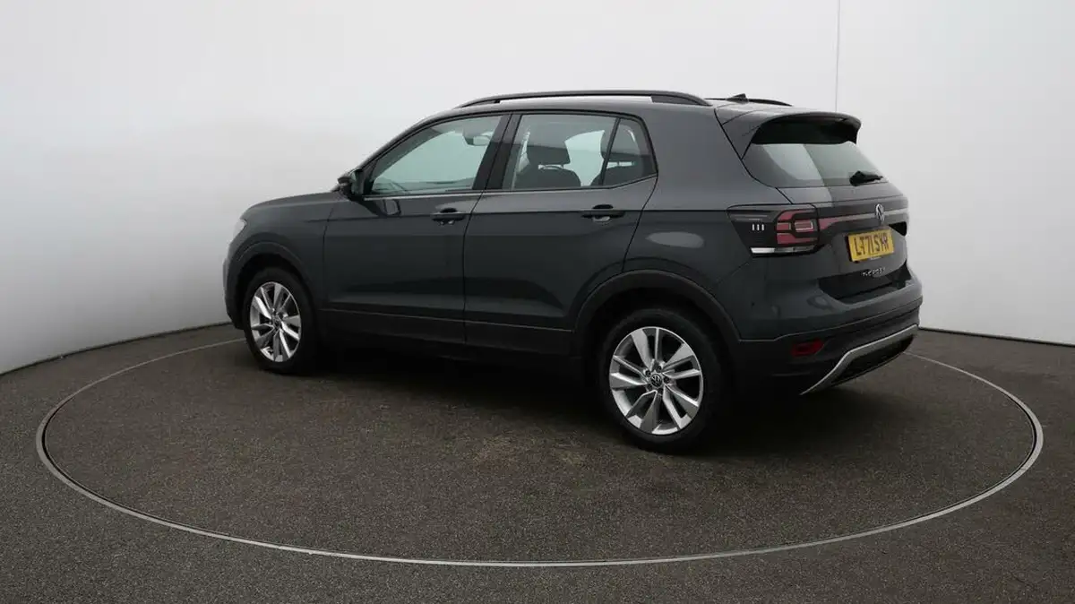 2021-volkswagen-t-cross-10-tsi-se-95ps-big-26