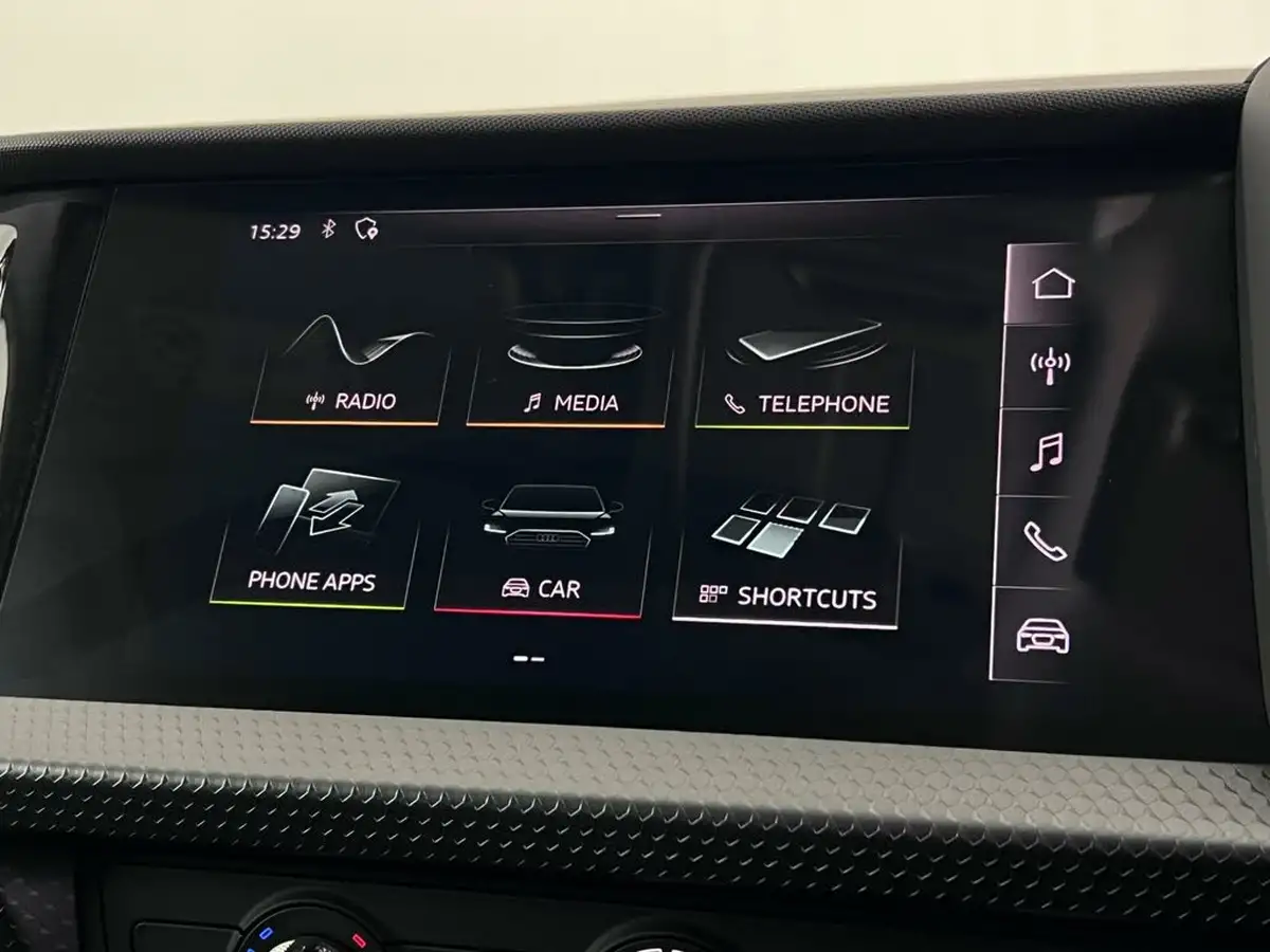 2019-audi-a1-10-30-tfsi-sport-big-19