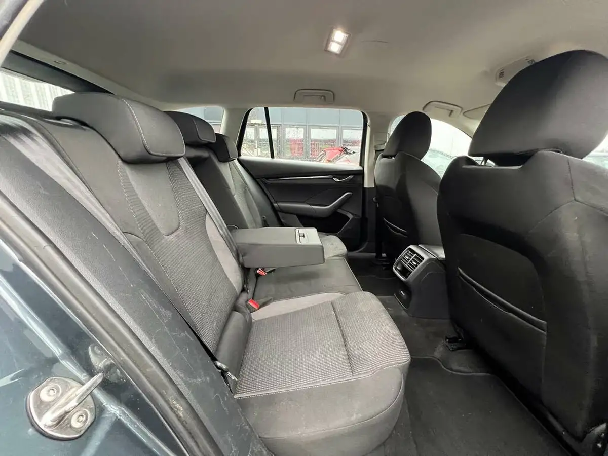 2022-skoda-octavia-14-tsi-se-technology-estate-big-22
