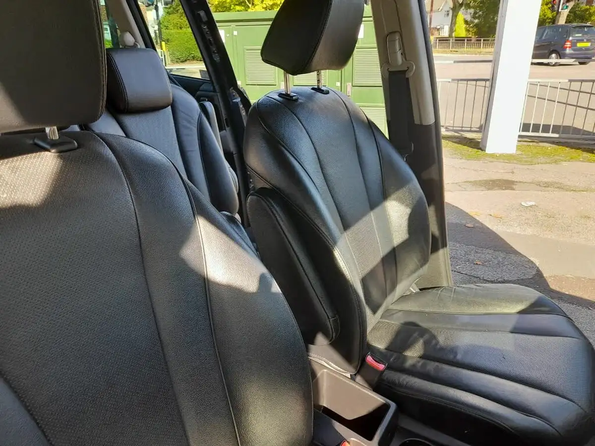 2014-mazda-mazda5-16d-sport-venture-big-12