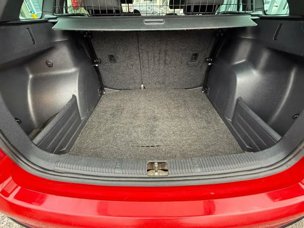 2014-skoda-fabia-16tdi-monte-carlo-cr-estate-big-18