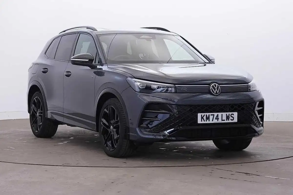 2024-volkswagen-tiguan-15-etsi-r-line-big-0