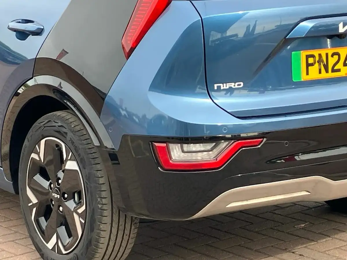 2024-kia-niro-ev-e-4-heat-pump-big-21