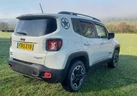 2015-jeep-renegade-20td-trailhawk-small-1