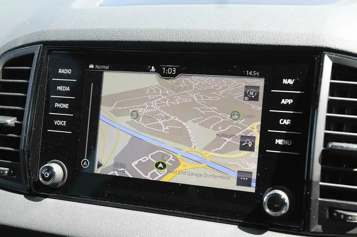 2023-skoda-karoq-15-tsi-sportline-dsg-big-15