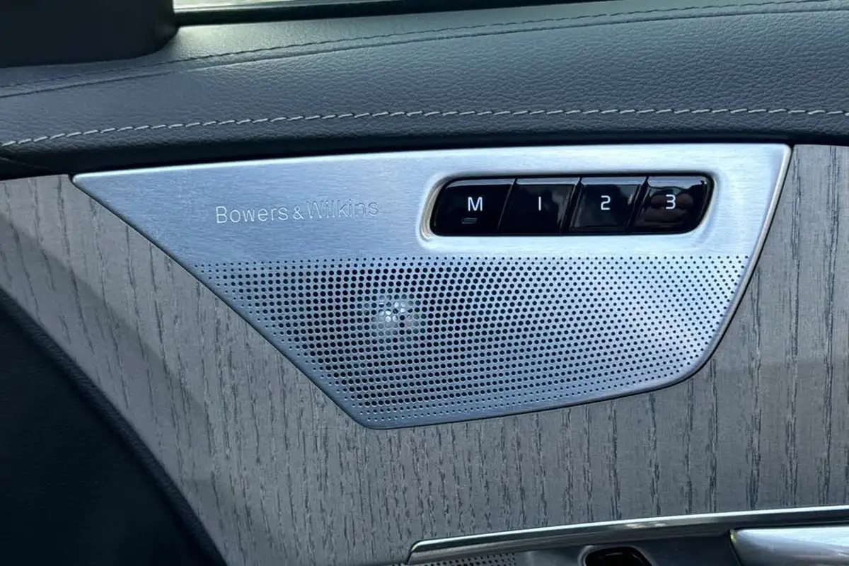 2024-volvo-xc90-20-b6-ultimate-big-28