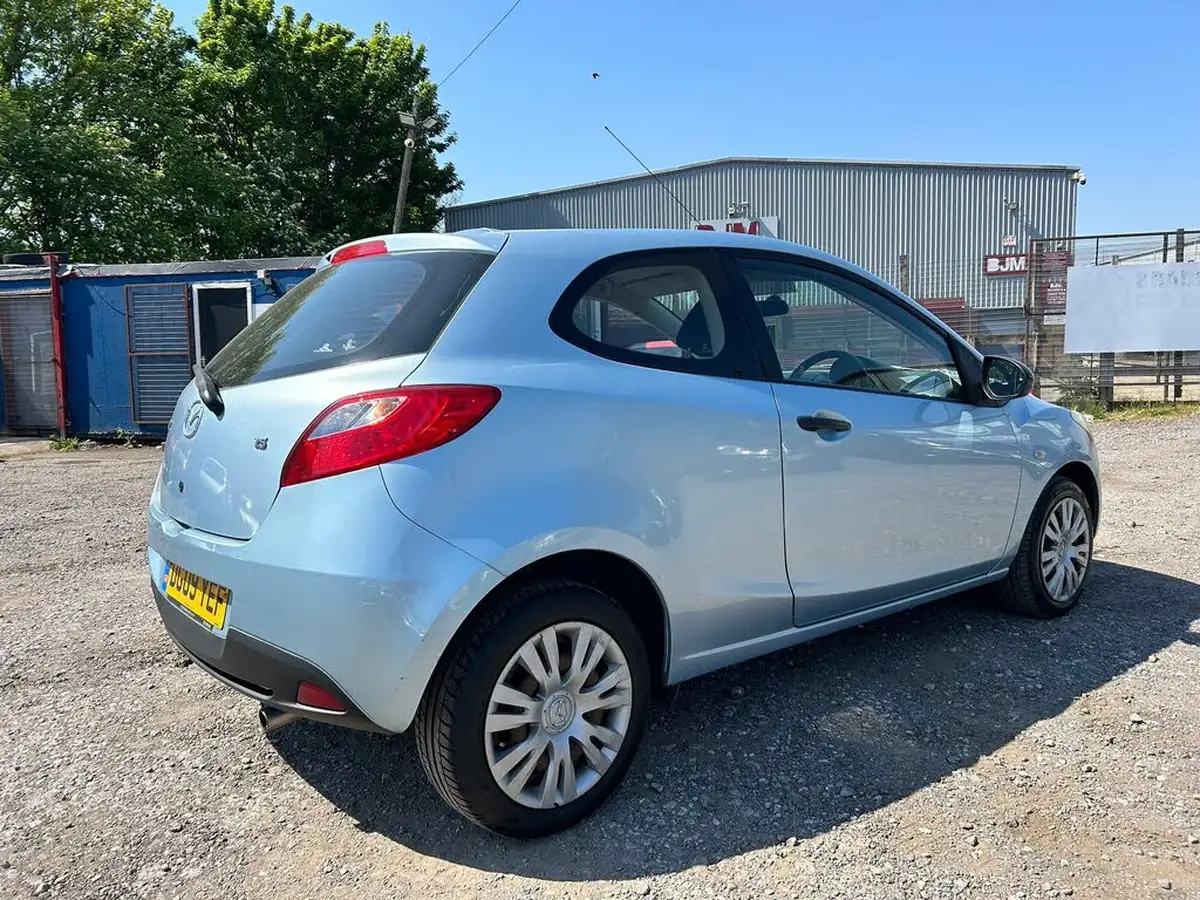 2009-mazda-mazda2-13-ts-air-con-3d-big-6