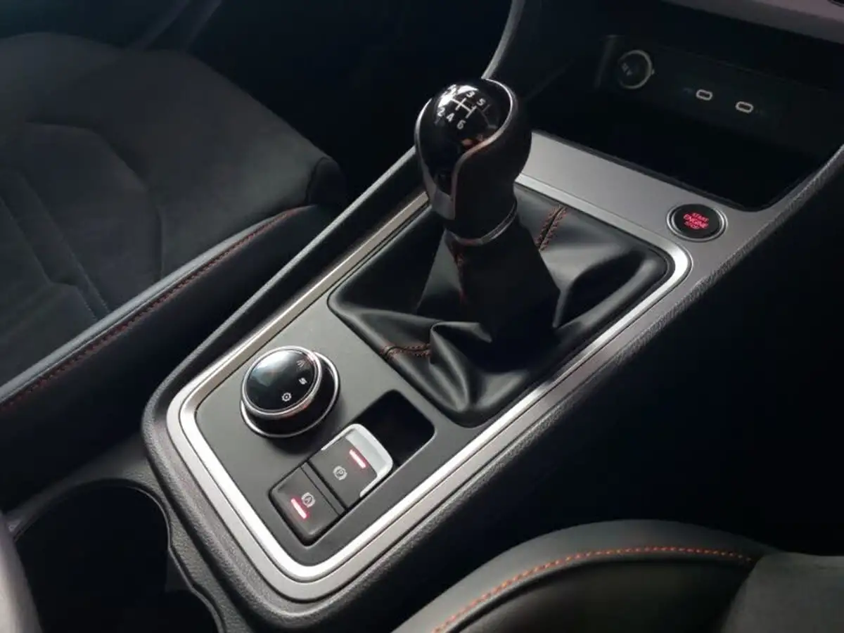 2024-seat-ateca-15-ecotsi-fr-big-14
