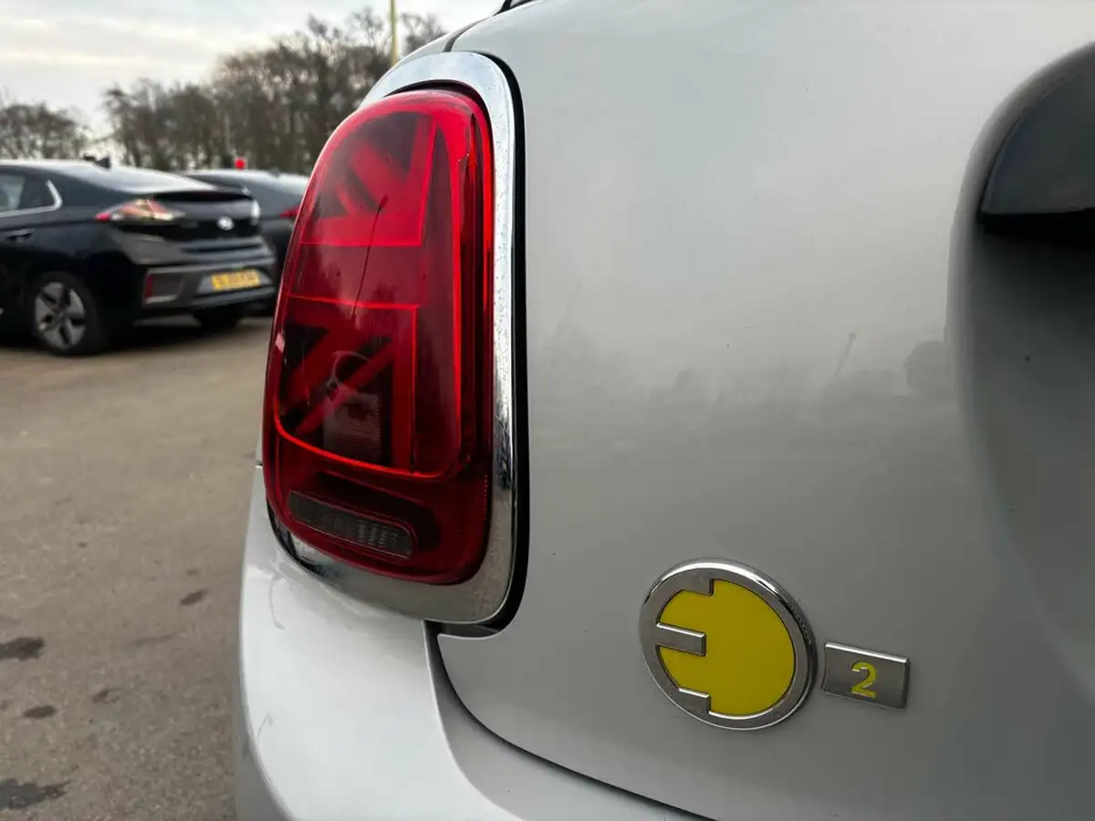 2021-mini-cooper-e-cooper-s-2-big-41