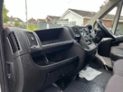 2019-peugeot-boxer-20-bluehdi-335-l4-luton-bfb-small-1