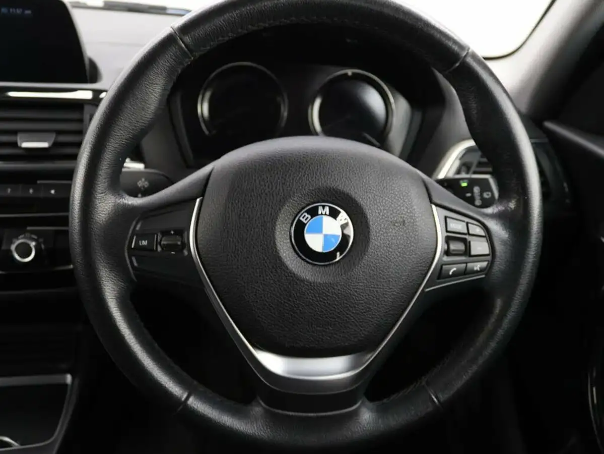 2017-bmw-1-series-15-118i-sport-5d-big-15