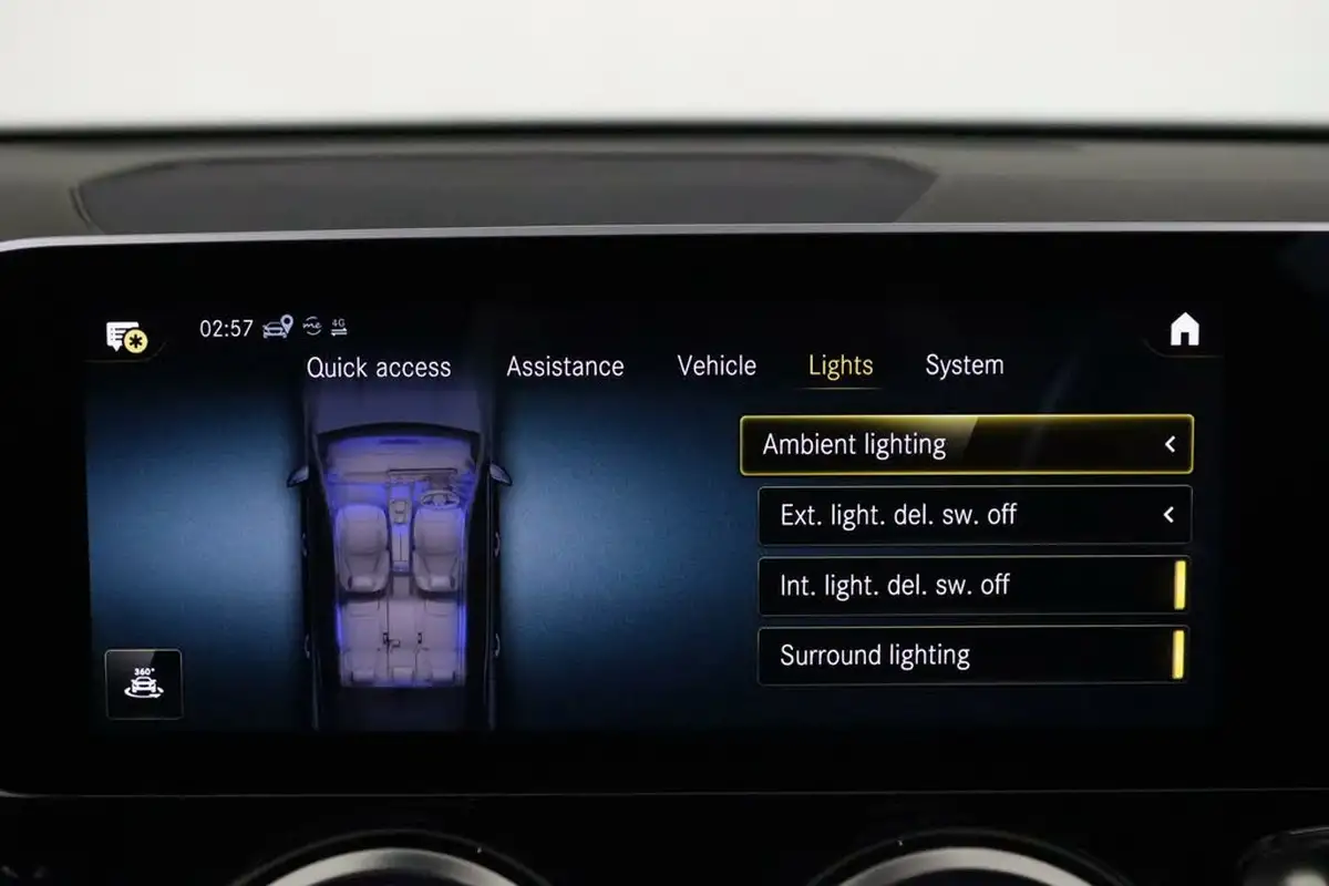 2020-mercedes-benz-glb-class-20d-glb200d-amg-line-premium-4matic-big-44