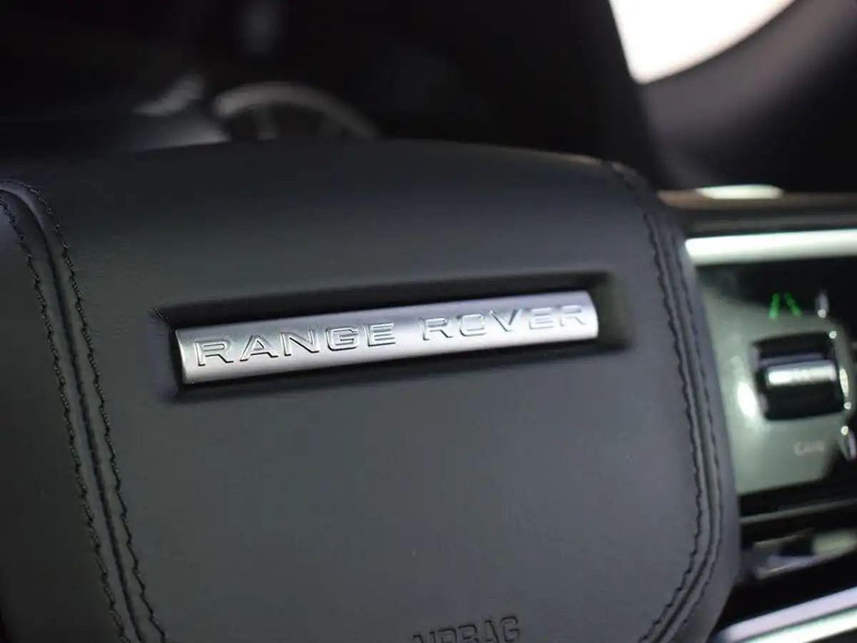 2023-land-rover-range-rover-evoque-15-p300e-r-dynamic-hse-big-27