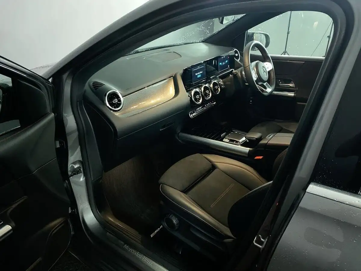 2019-mercedes-benz-b-class-13-b180-amg-line-7g-dct-big-16