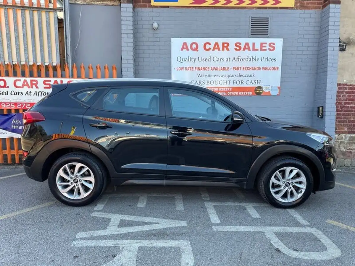 2017-hyundai-tucson-17crdi-blue-drive-se-141ps-dct-big-7
