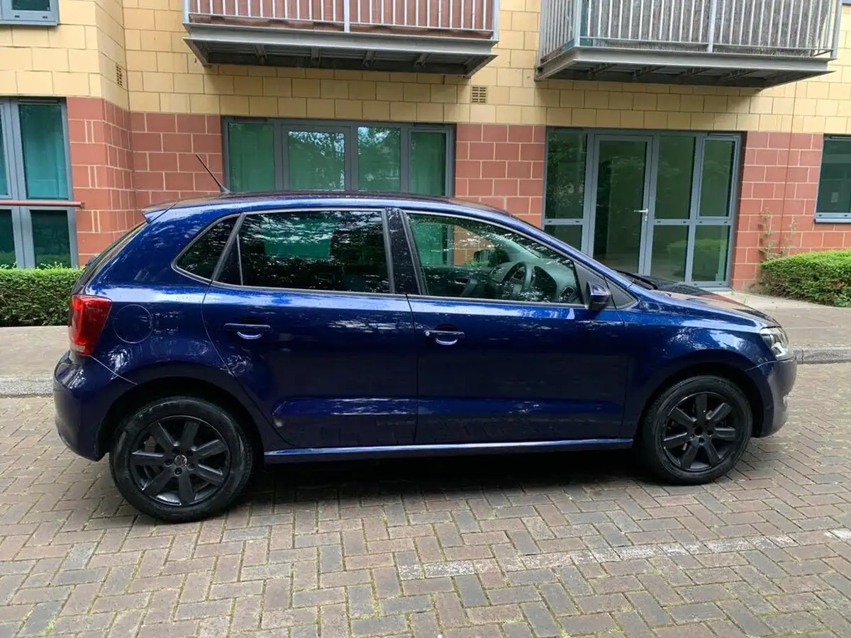 2012-volkswagen-polo-12-match-60ps-5d-big-9