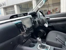 2023-toyota-hi-lux-28d-4d-invincible-2754cc-auto-small-8