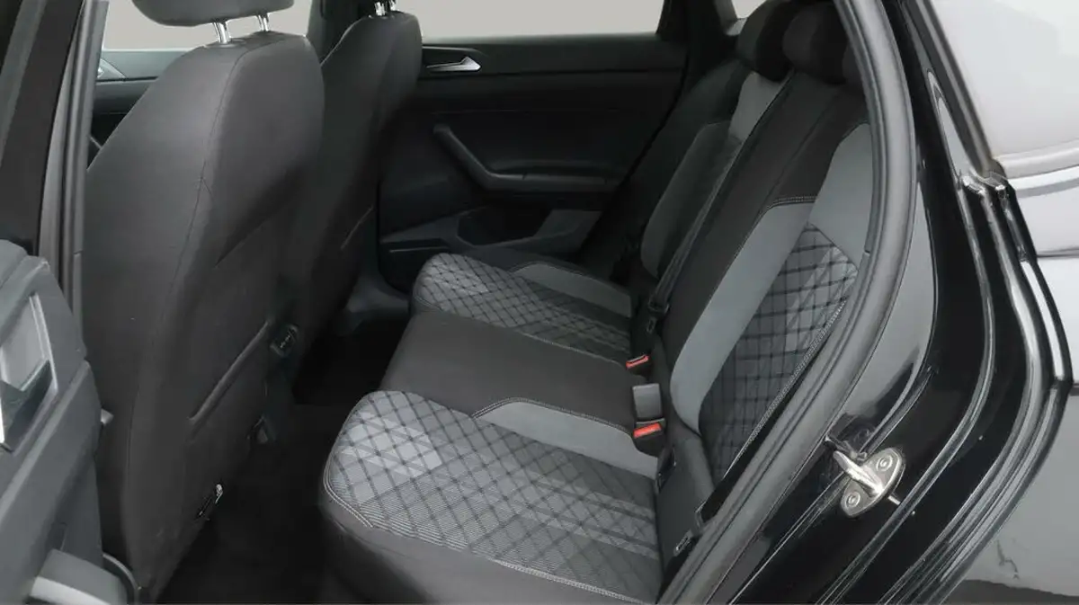 2021-volkswagen-polo-10-tsi-r-line-95ps-big-16