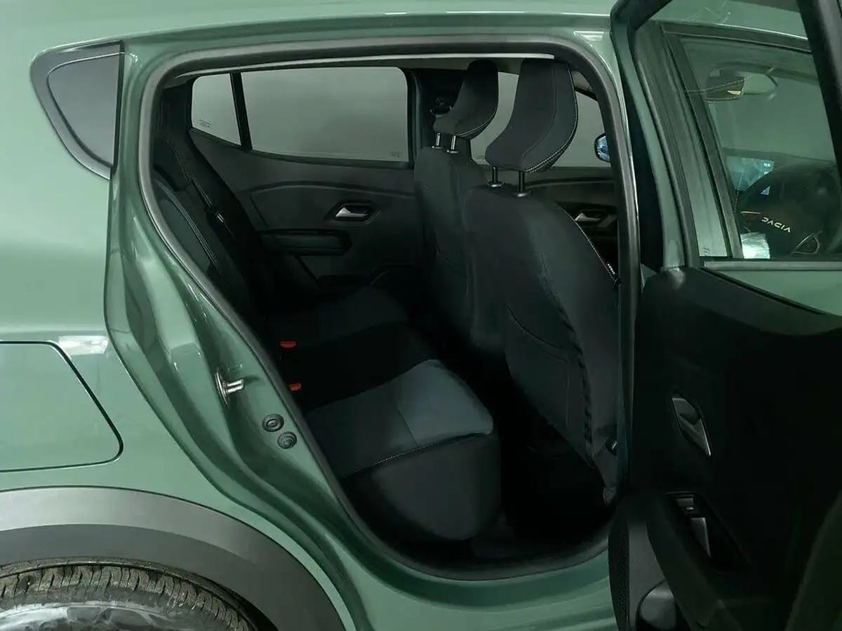 2023-dacia-sandero-stepway-big-18