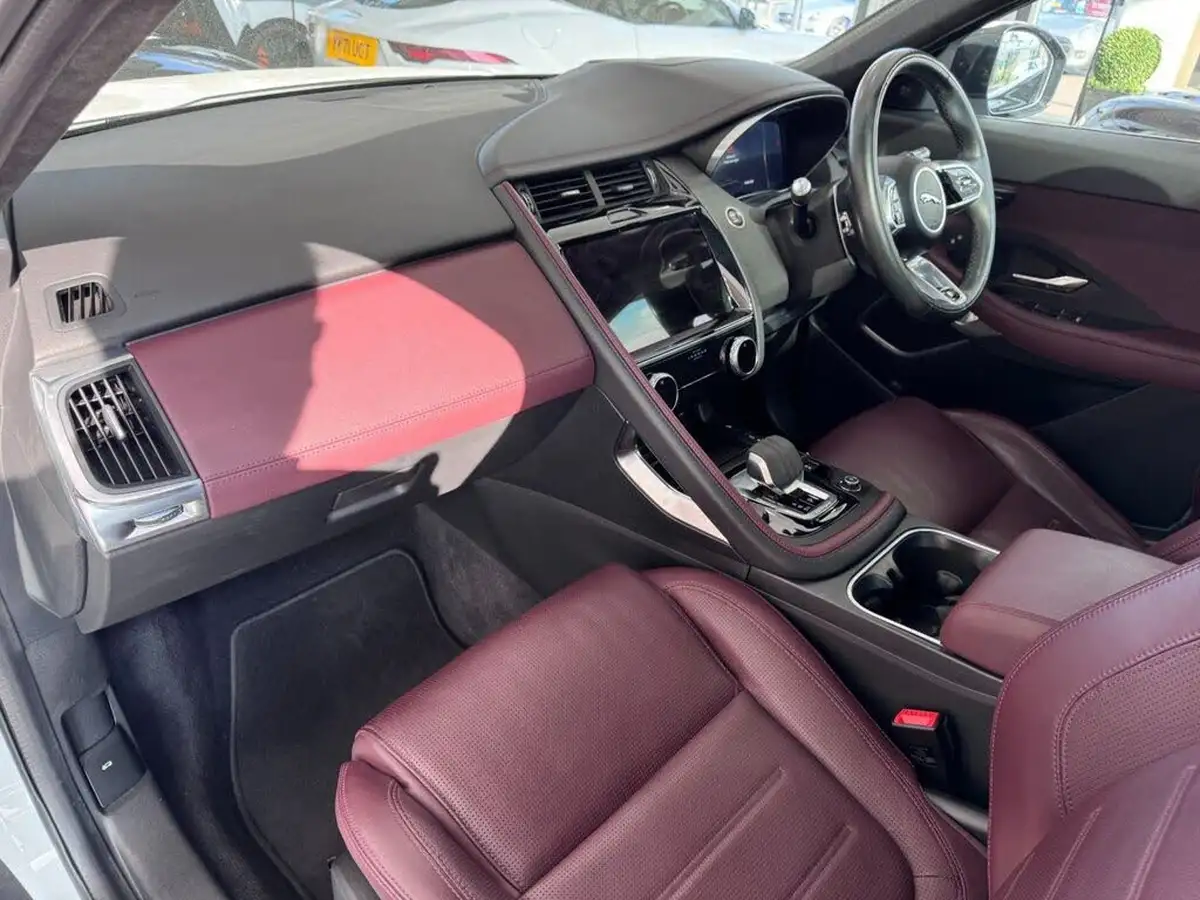 2021-jaguar-e-pace-20-p200-r-dynamic-hse-big-25
