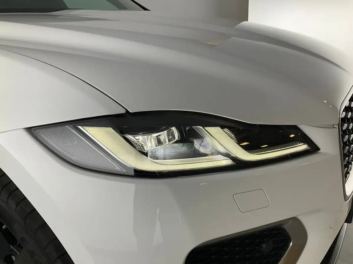 2021-jaguar-f-pace-20-d165-r-dynamic-s-mhev-big-5
