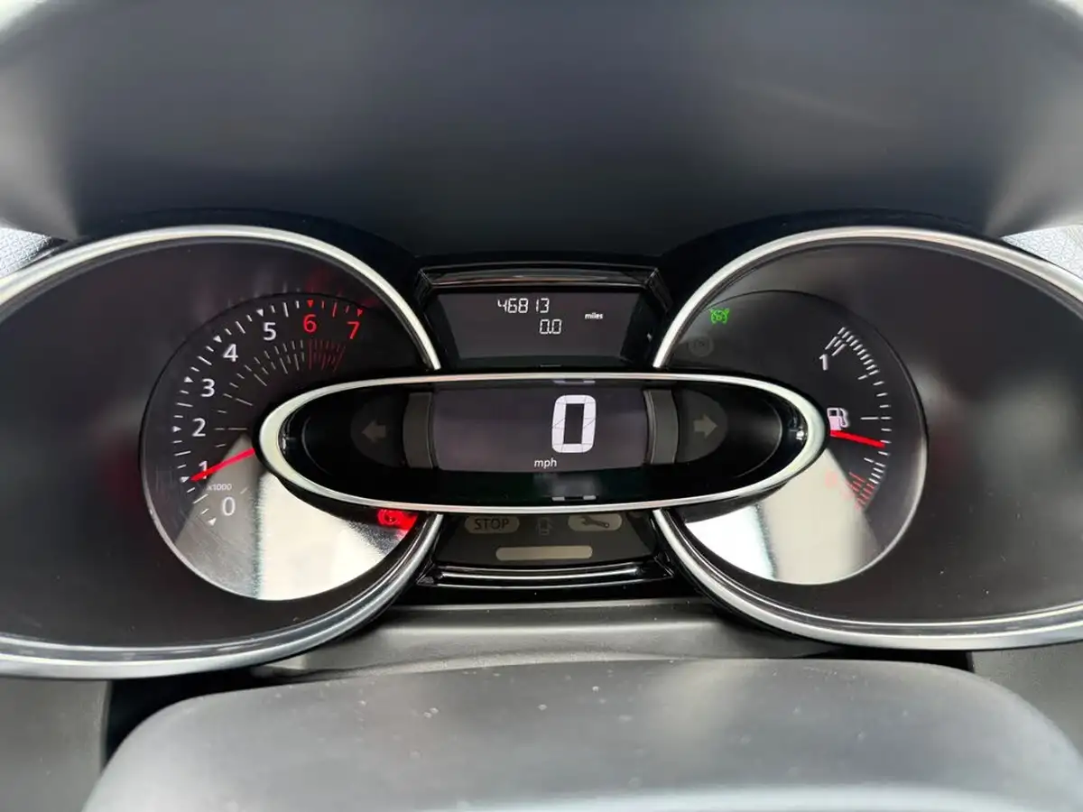2018-renault-clio-09-tce-iconic-90ps-big-6