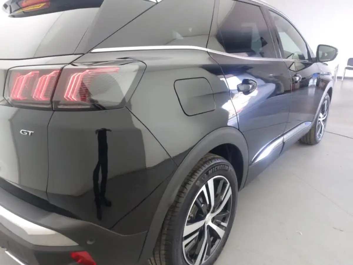 2024-peugeot-3008-suv-12-puretech-gt-136ps-hybrid-e-dsc6-big-11