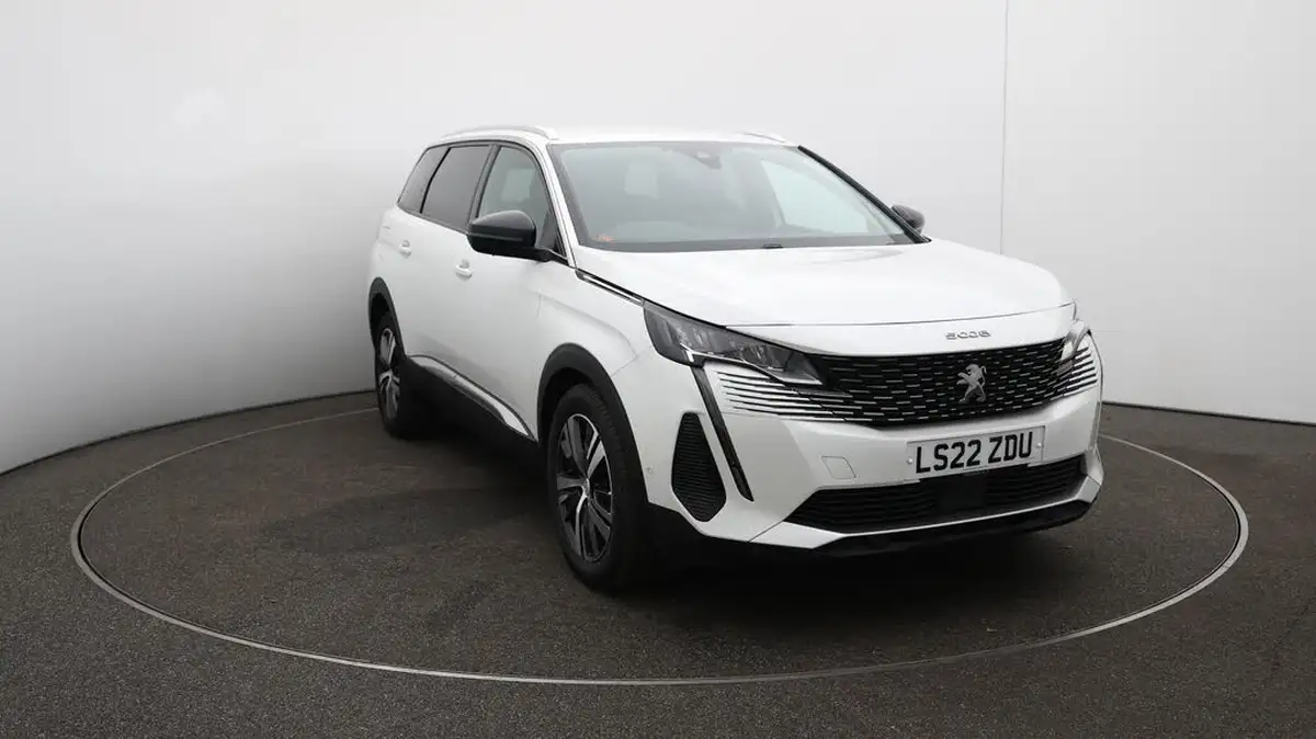 2022-peugeot-5008-suv-15-bluehdi-allure-big-43