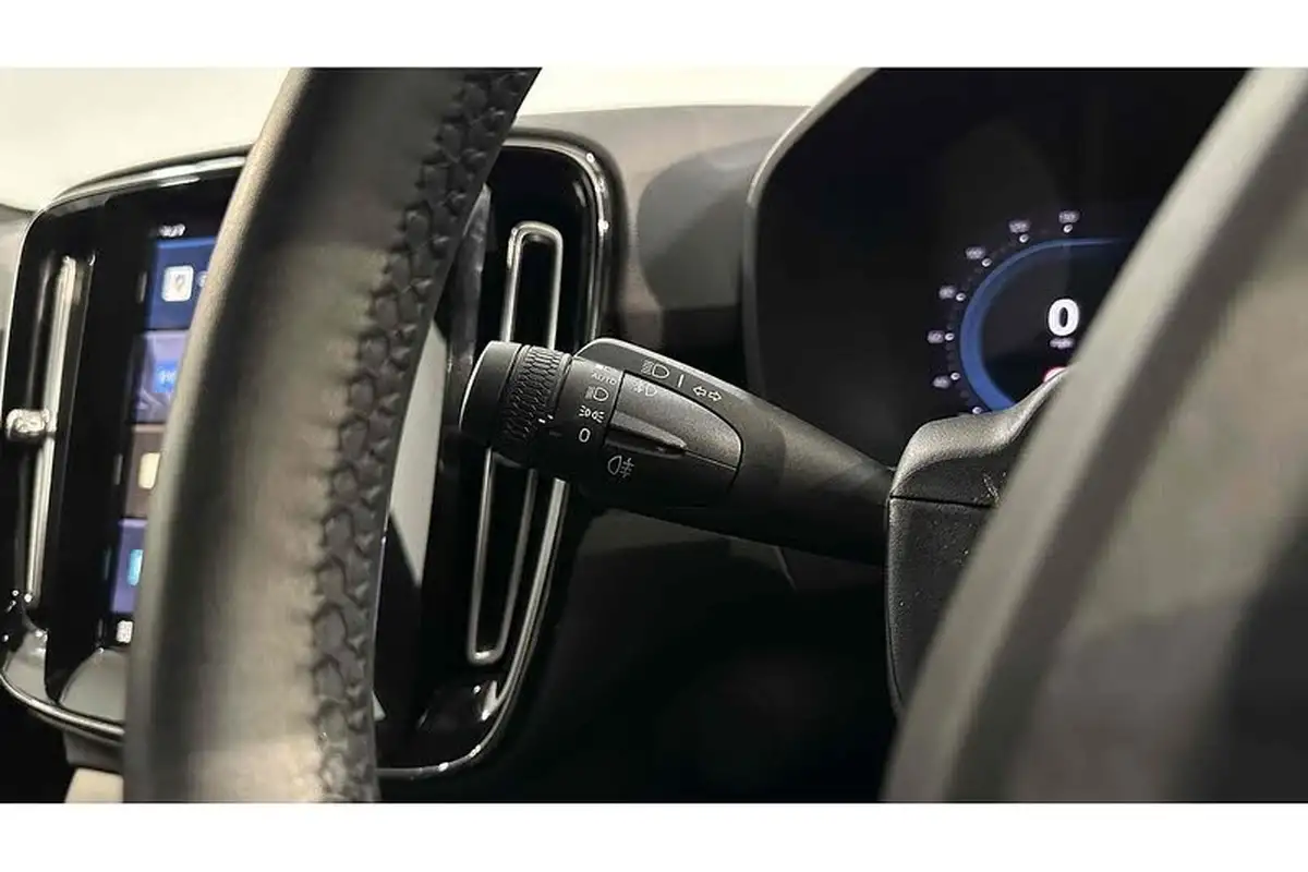 2023-volvo-c40-e-recharge-plus-228bhp-big-35