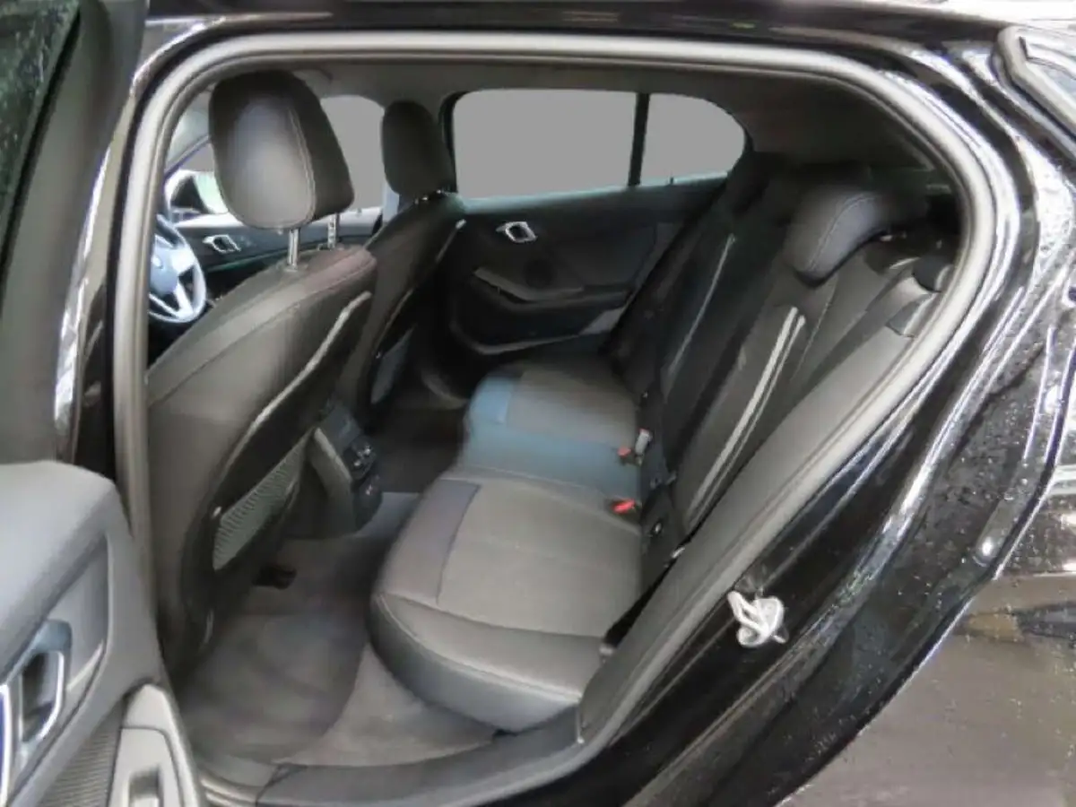 2024-bmw-1-series-15-118i-sport-dct-big-10