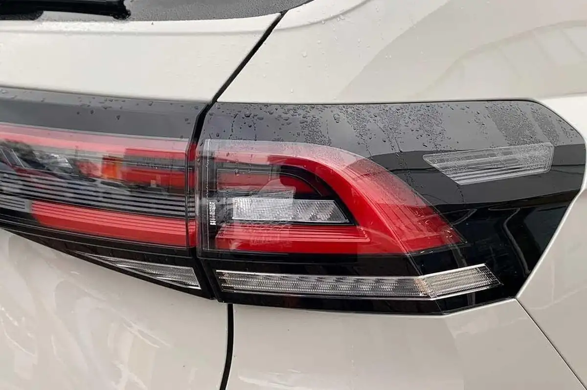2025-volkswagen-taigo-10-tsi-life-115ps-dsg-big-21