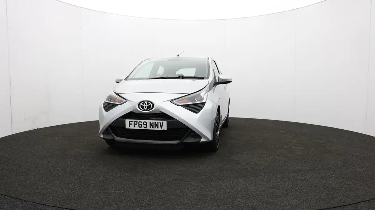 2019-toyota-aygo-10-vvt-i-x-play-big-50