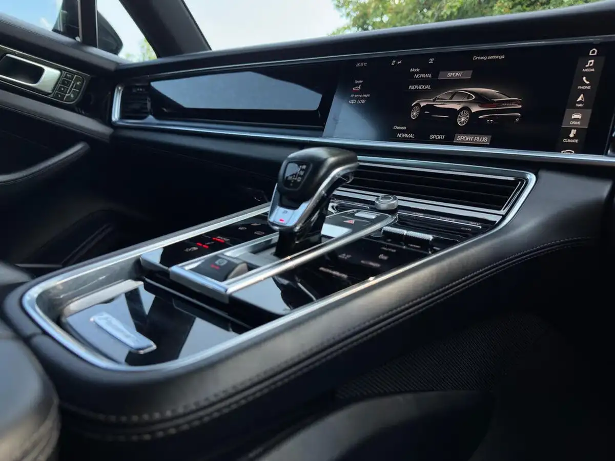 2017-porsche-panamera-40-v8-4s-diesel-422ps-sport-turismo-big-20