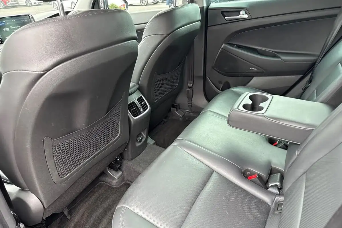 2019-hyundai-tucson-16-t-gdi-premium-big-35