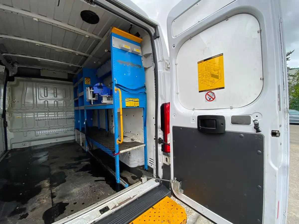 2016-fiat-ducato-20td-35-lh2-panel-big-38