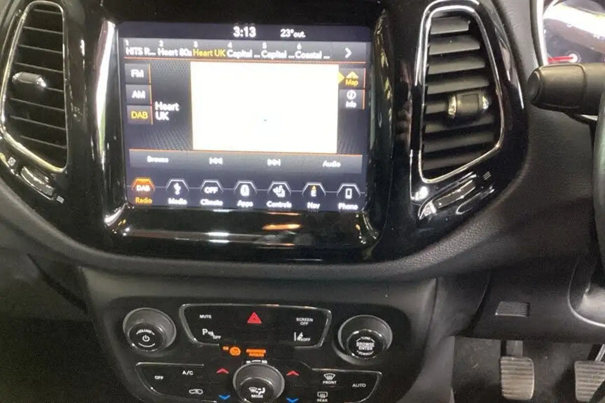 2019-jeep-compass-16-multijet-ii-night-eagle-big-1