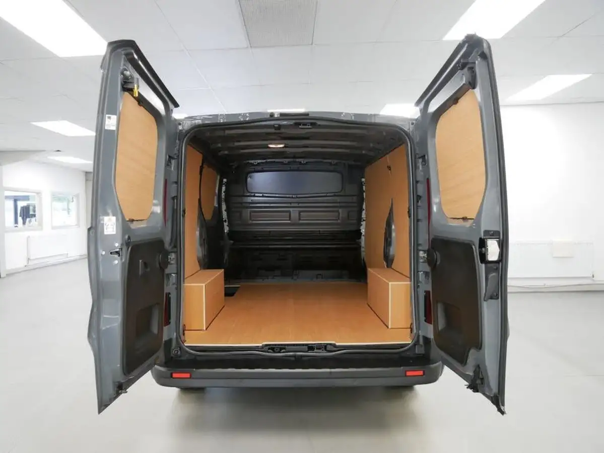 2022-renault-trafic-20dci-sl28-130-business-big-2