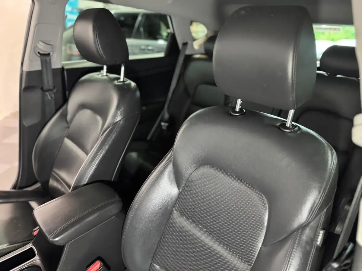 2019-hyundai-tucson-16-gdi-premium-big-19