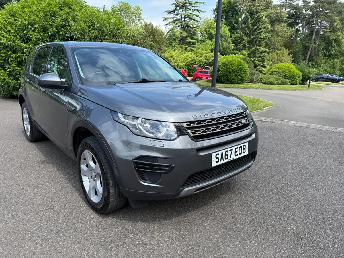 2017-land-rover-discovery-sport-20td4-se-150ps-suv-big-13