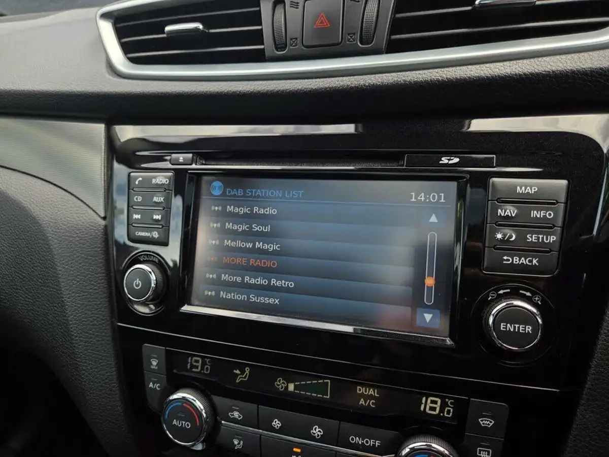 2018-nissan-qashqai-12-dig-t-tekna-big-42