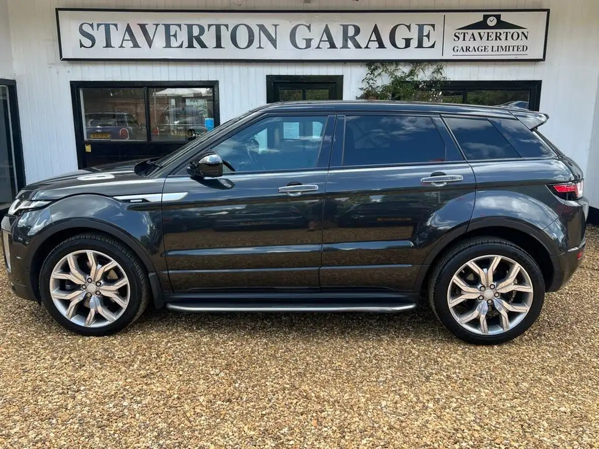 2017-land-rover-range-rover-evoque-20-si4-autobiography-hatchback-5d-big-16