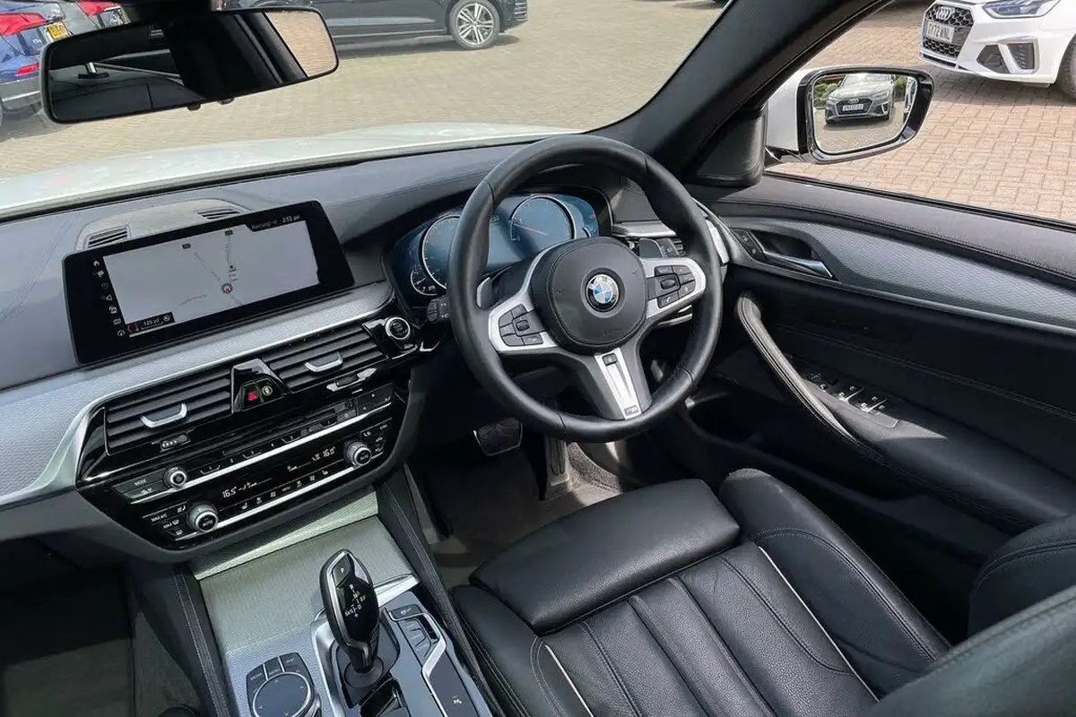 2018-bmw-5-series-30td-530d-m-sport-xdrive-touring-5d-big-35