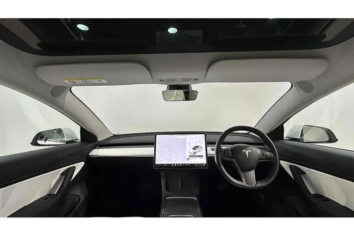 2020-tesla-model-3-e-long-range-big-1