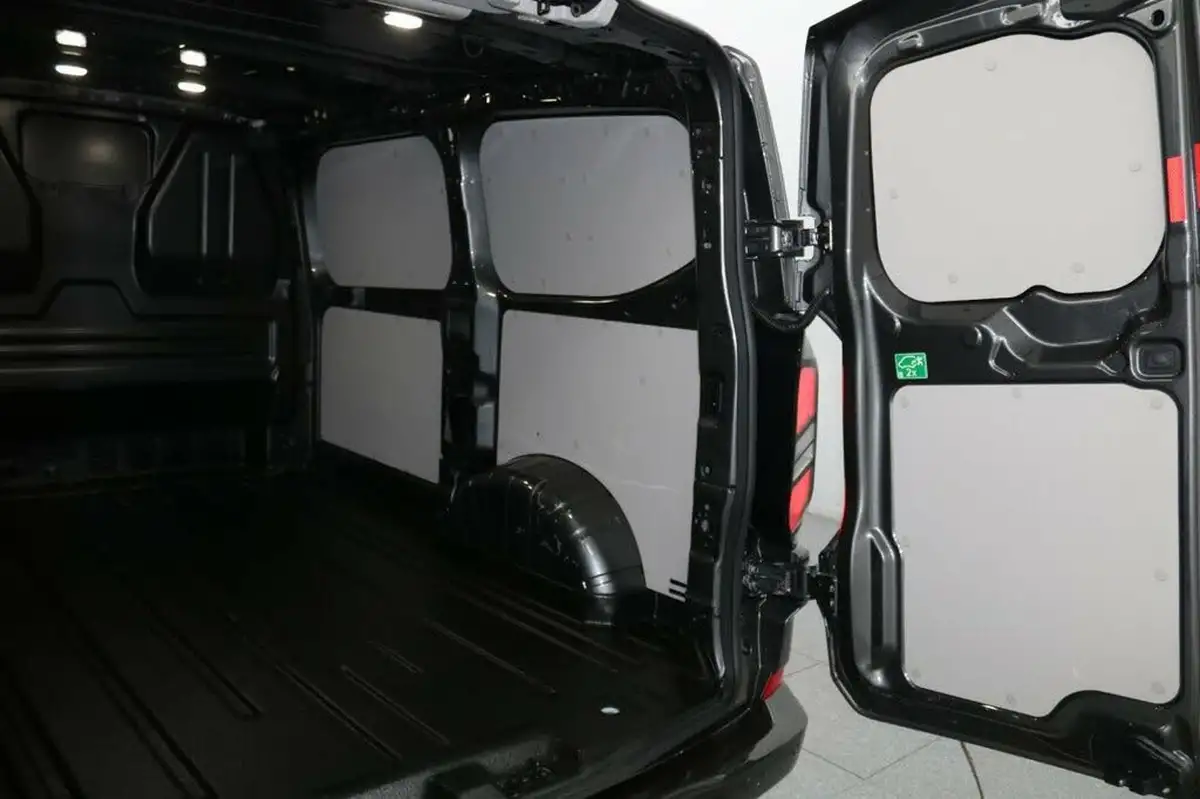 2023-ford-transit-custom-20tdci-320-l1h1-limited-136pseu6e-panel-van-1996cc-auto-big-14