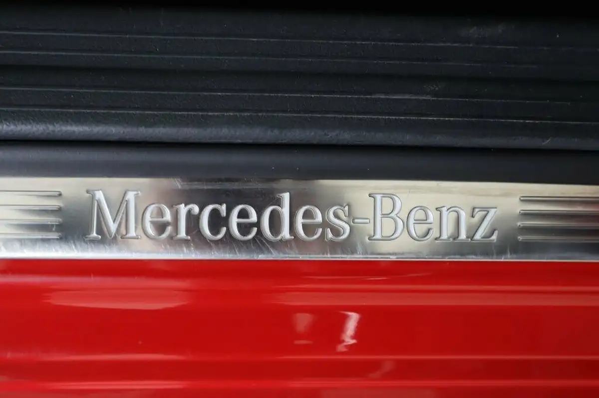 2016-mercedes-benz-a-class-21d-a200d-amg-line-136ps-premiumss-7g-dct-big-36