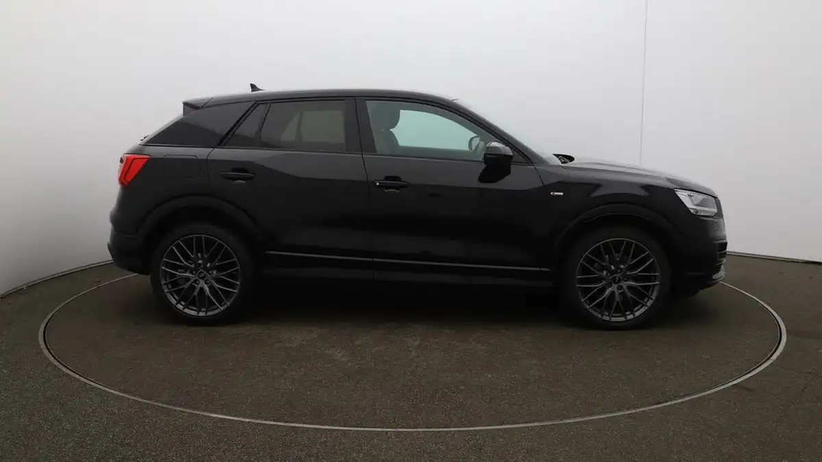 2019-audi-q2-16-30-tdi-black-edition-big-39